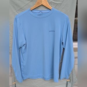Patagonia Men's Size Small Blue Good Condition Fish Logo